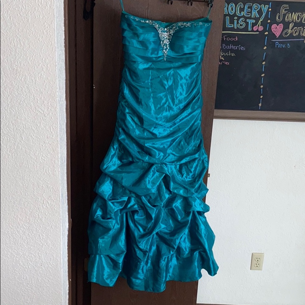 Prom/formal dress worn once